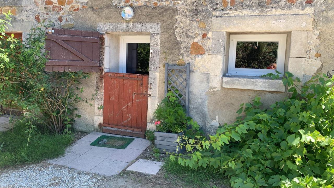 Petit Gite A La Ferme Des Buttons Rosnay  Екстер'єр фото